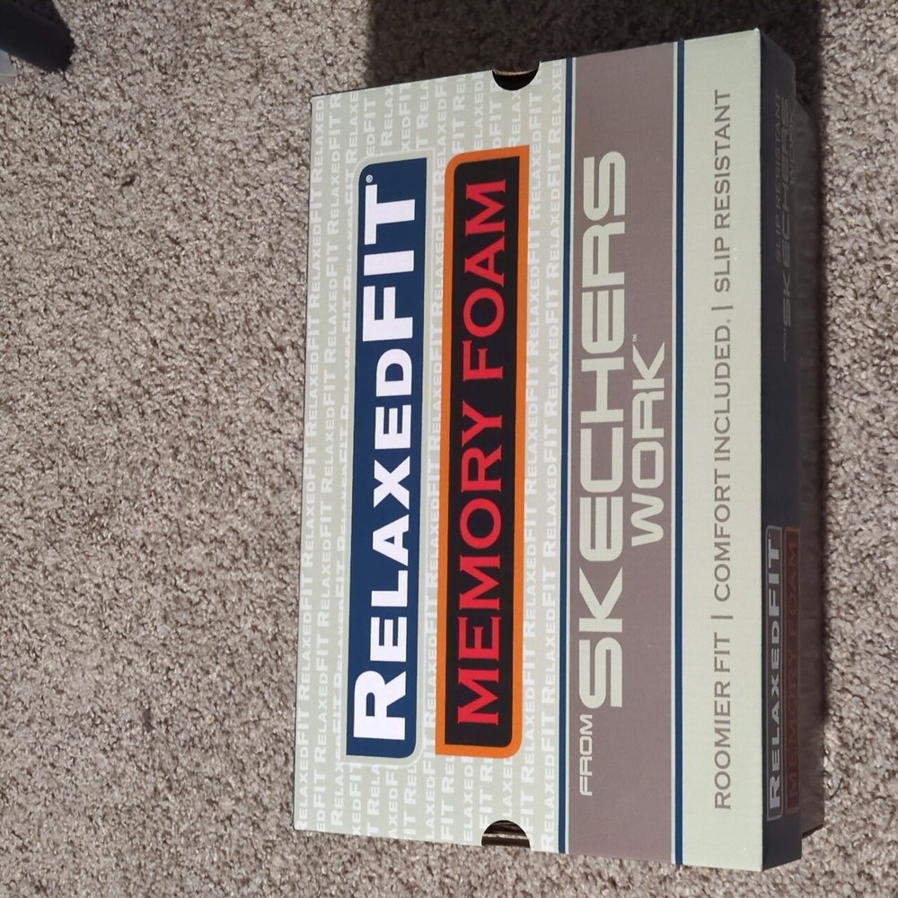 Memory Foam Work Sketchers - Picture 2 of 4